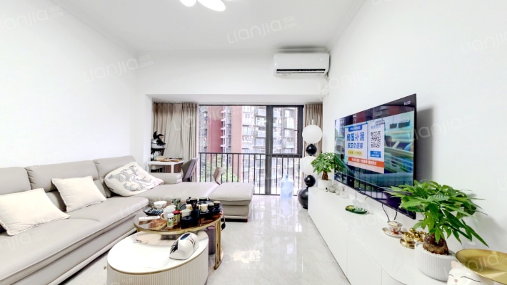 颐安都会中央一期二手房实景图