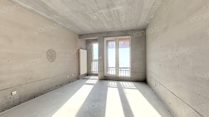 阳光波尔多二手房实景图