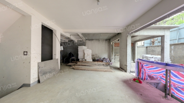 建发玖里湾1期3期二手房实景图
