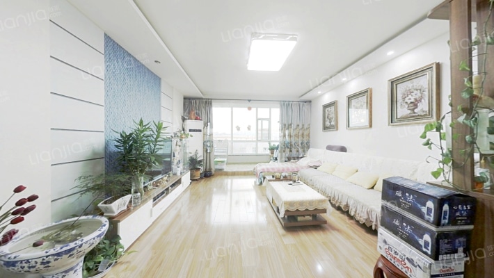 宝莱雅居二手房实景图