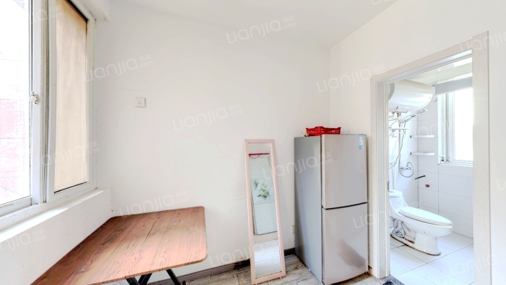 秦淮花苑南区二手房实景图