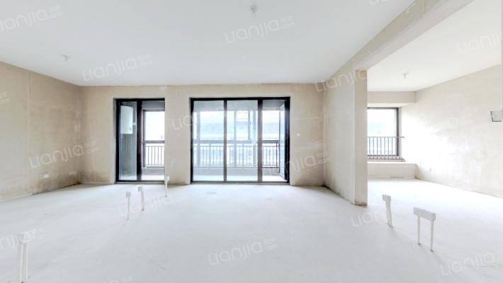 绿城·春熙海棠二手房实景图