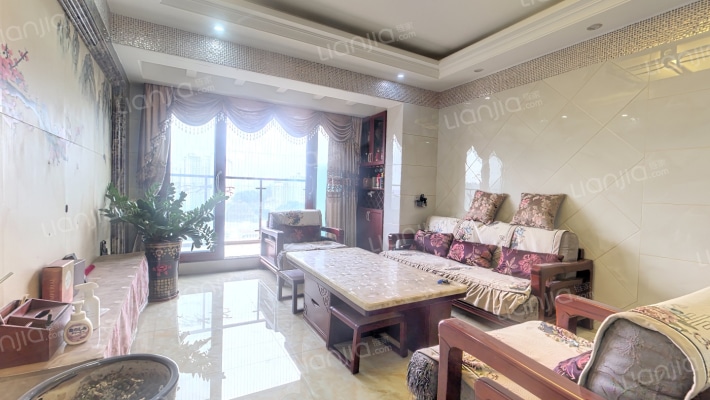 名流印象二手房实景图