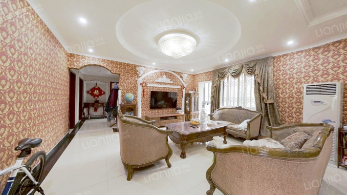 宏信南樾二手房实景图