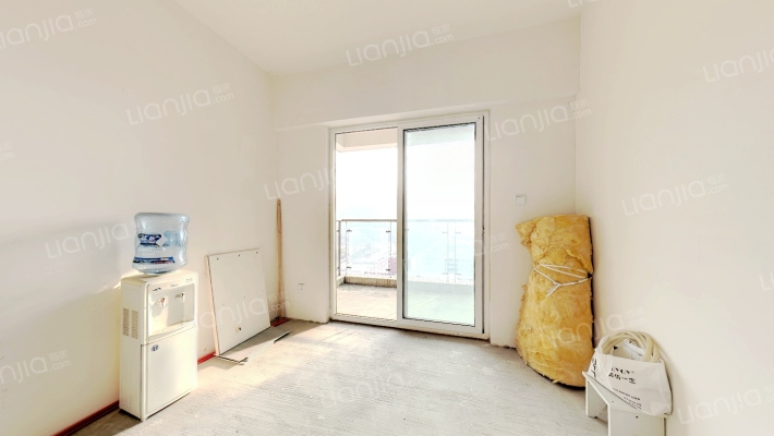 霏红榭三期二手房实景图