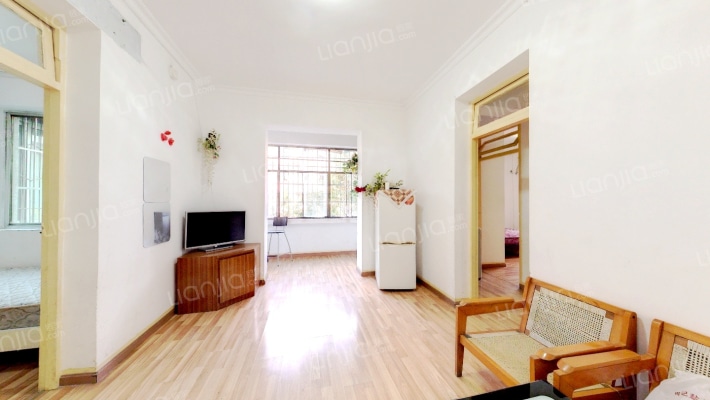 新鸿路130号二手房实景图