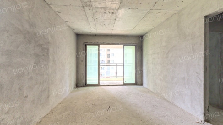 东信新天华府二手房实景图