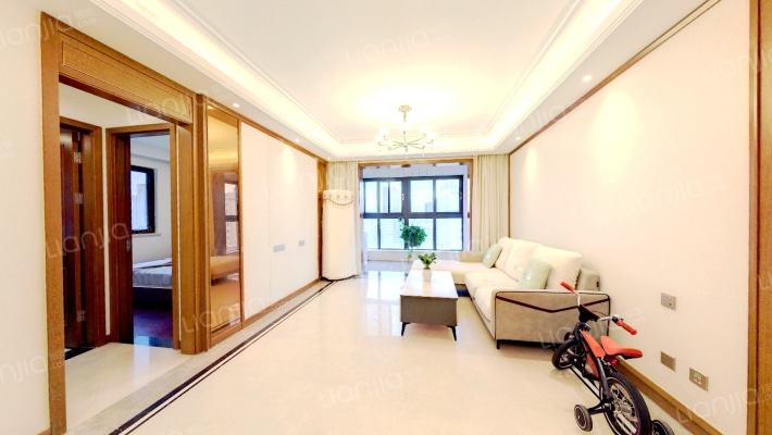 中海玄武公馆B区二手房实景图