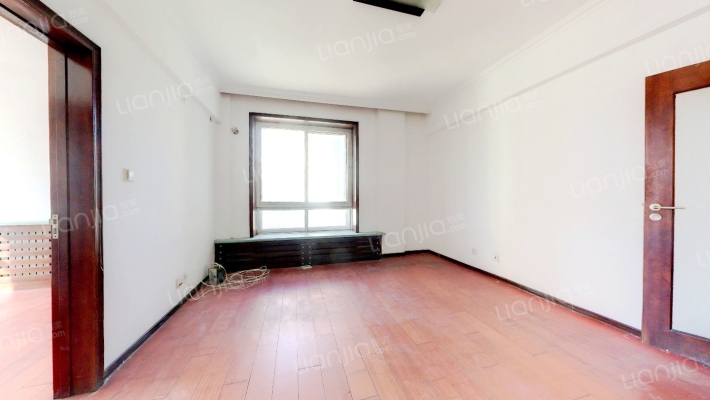 叠翠骏景二手房实景图