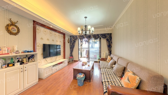 文一名门首府二手房实景图