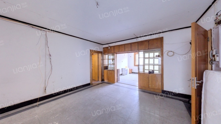 东街14号二手房实景图