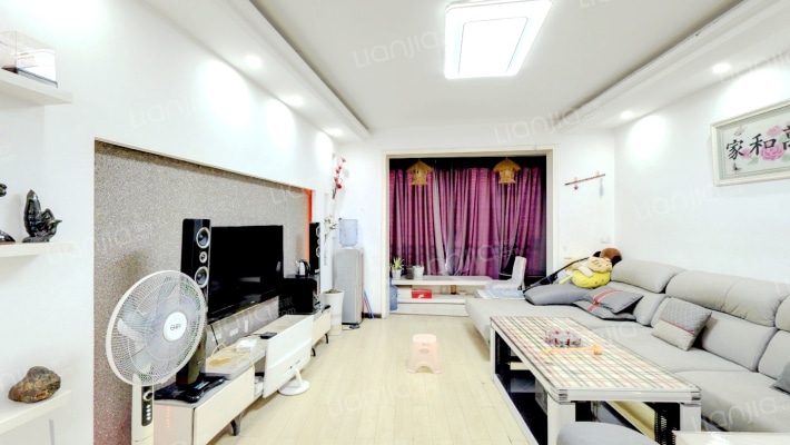 新型社区温馨家园二手房实景图