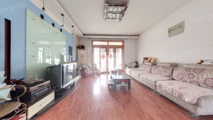 怡美家园二手房实景图