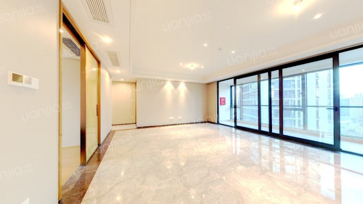 时代滨江丹枫四季二手房实景图