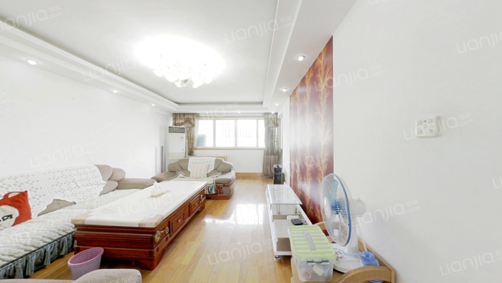 宝山南路127号二手房实景图