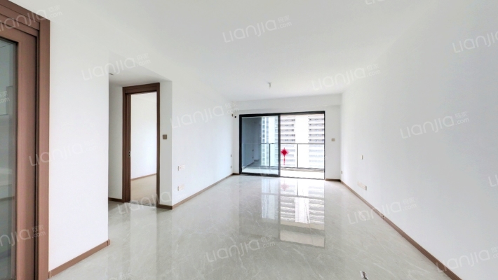 金湾宝龙城二期二手房实景图