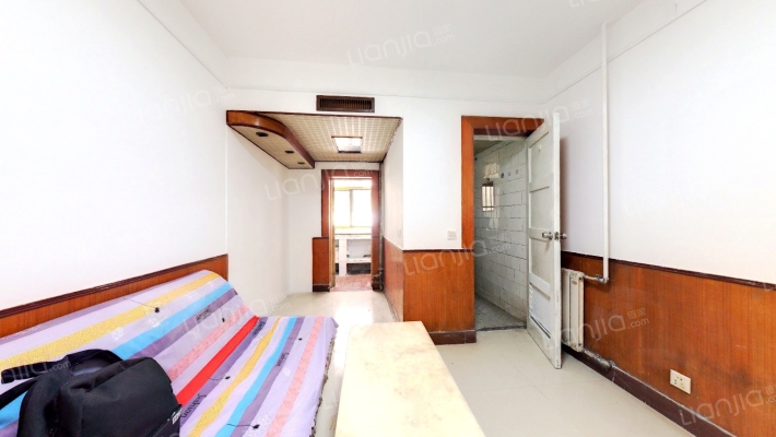 工商莲湖分局兴中路家属院二手房实景图