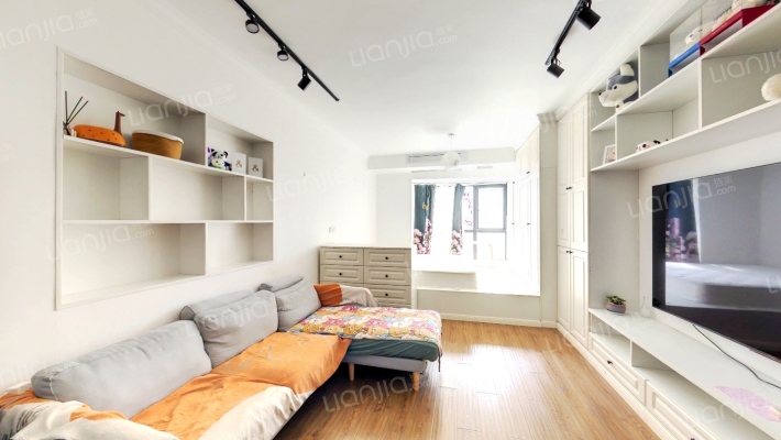 中新城上城二手房实景图