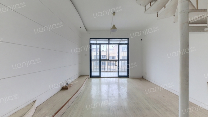 嘉骏花苑二手房实景图