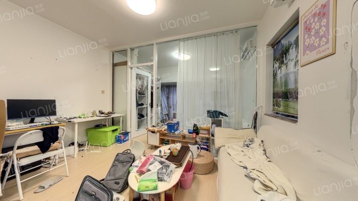 泰华君逸世家二手房实景图