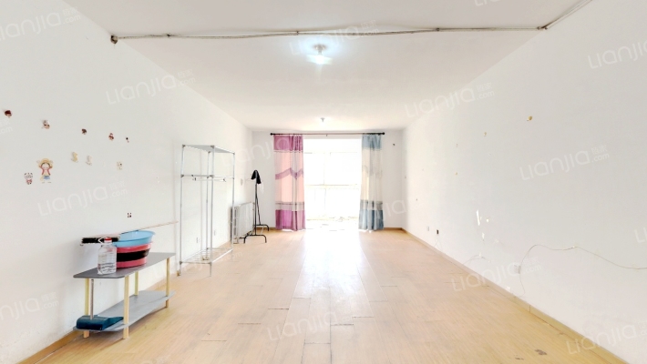 鸿泽园二手房实景图