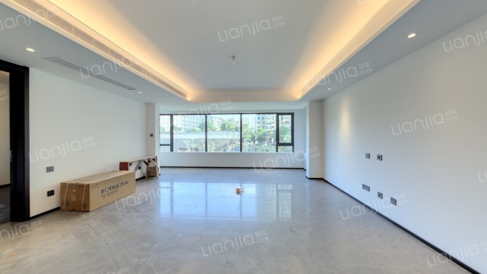 万科松湖天地二手房实景图