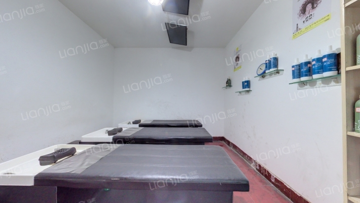 中道街88号院二手房实景图