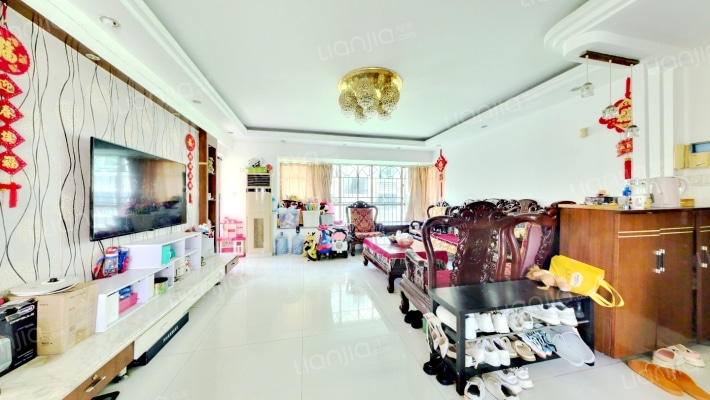 风和日丽花园三期​二手房实景图