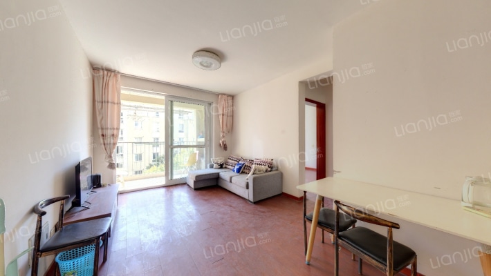 金硕河畔景园西区二手房实景图