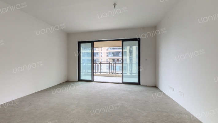 人居悦云庭二手房实景图