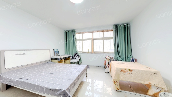 楠桦小区二手房实景图