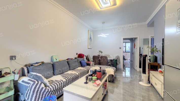 彩虹苑二手房实景图