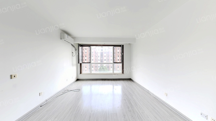 中交樾公馆二手房实景图