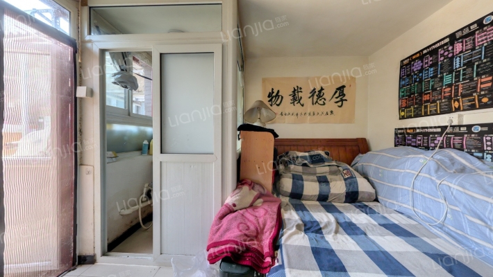 西海南沿二手房实景图