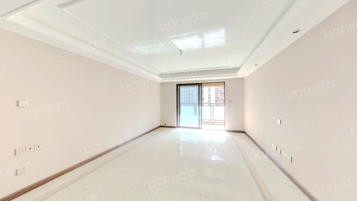 海亮德文郡二手房实景图