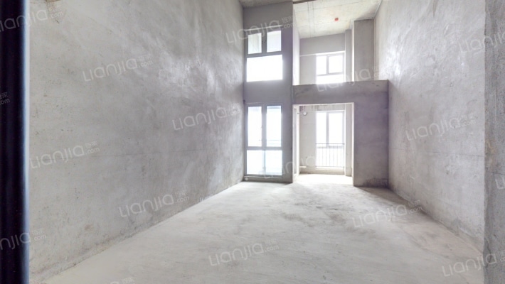 美联中心二手房实景图