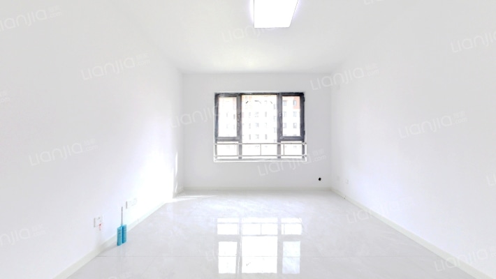 宝德云湾二手房实景图