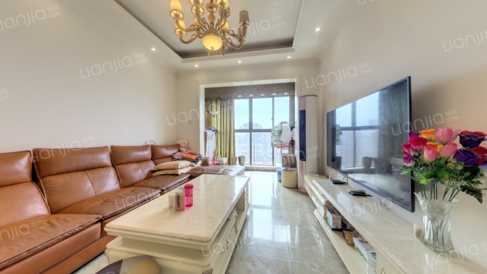 龙光君悦华庭二期二手房实景图