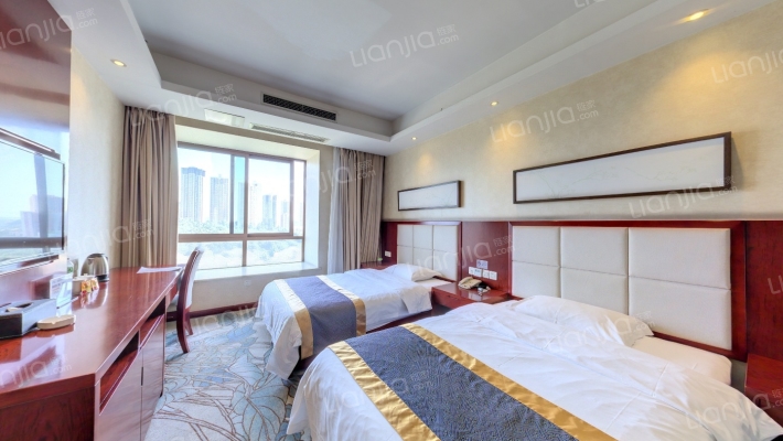 晋愉碧怡林畔东岸二手房实景图