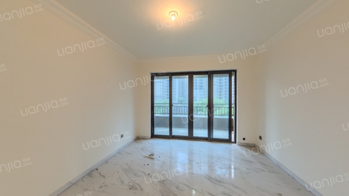 碧桂园凤凰城临湖苑二手房实景图