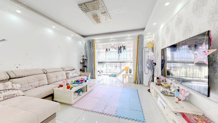 鼎泰家园二手房实景图