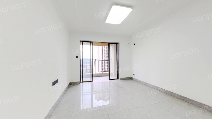 佳兆业御金山二手房实景图