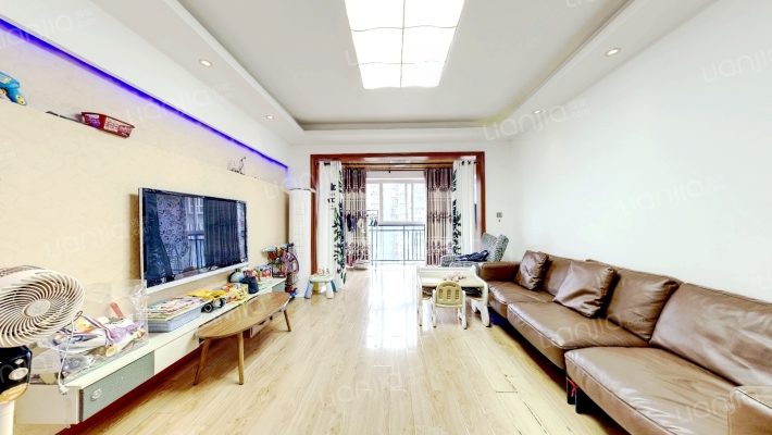 美宸东方二手房实景图