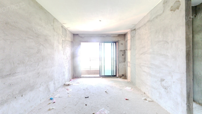 海伦春天二期二手房实景图