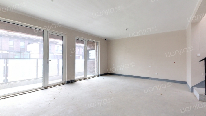 保利科创紫荆阁三期二手房实景图