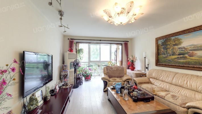 万春花园二手房实景图