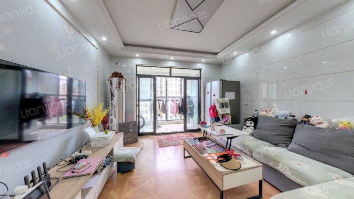 爱涛天逸园二手房实景图