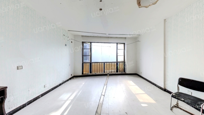 海润滨江花园B区二手房实景图