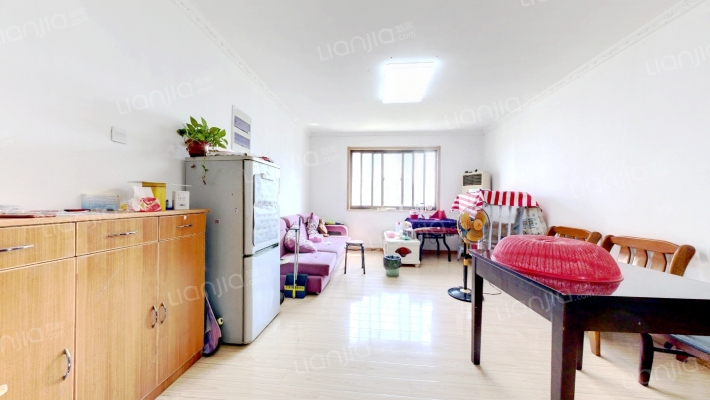 新铜花苑旭日园二手房实景图