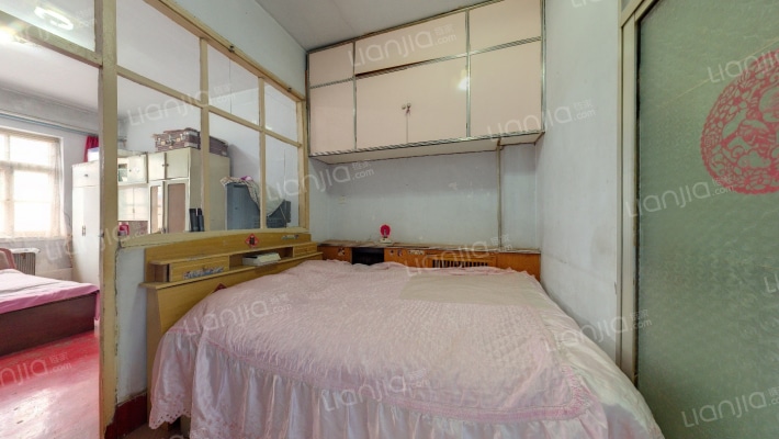 市幼儿园散盘二手房实景图